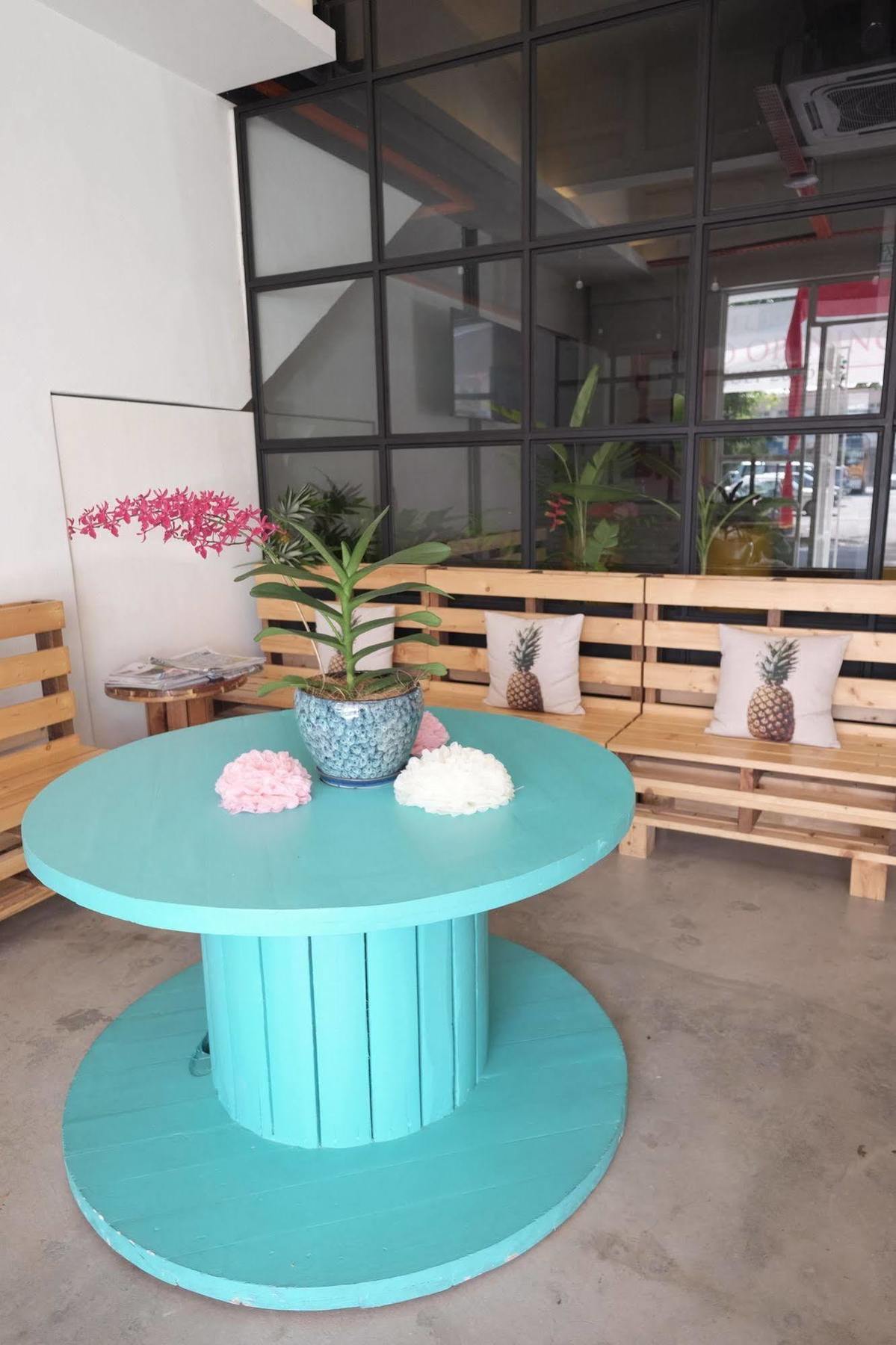White Loft Hotel Malacca Exteriör bild