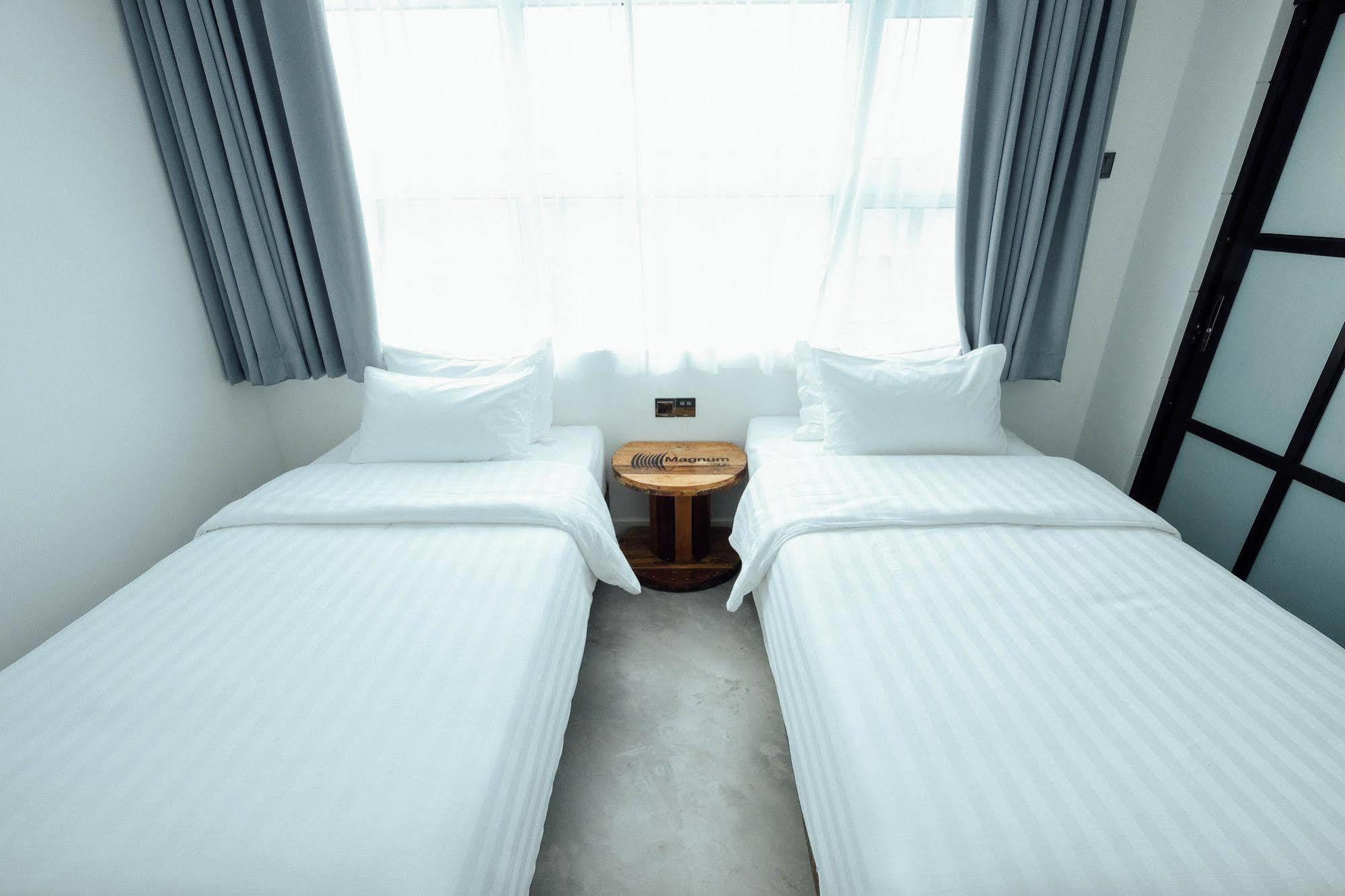 White Loft Hotel Malacca Exteriör bild